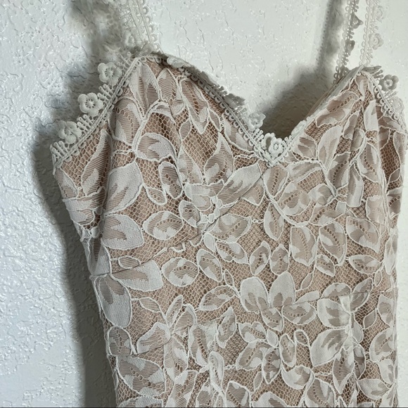 Lulus White Lace Crochet Midi Dress size small - Picture 5 of 14